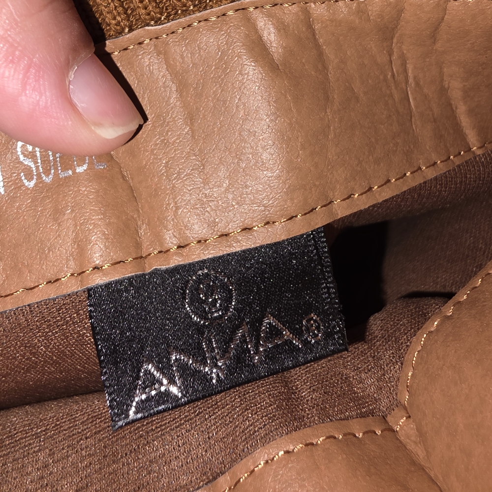 ☆Anna Brown Suede Boots with Buckle Straps☆ - Picture 8 of 8
